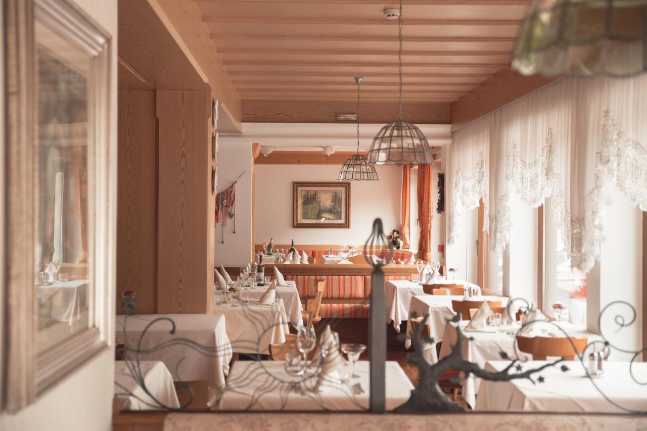 Hotel La Soldanella Moena Bagian luar foto