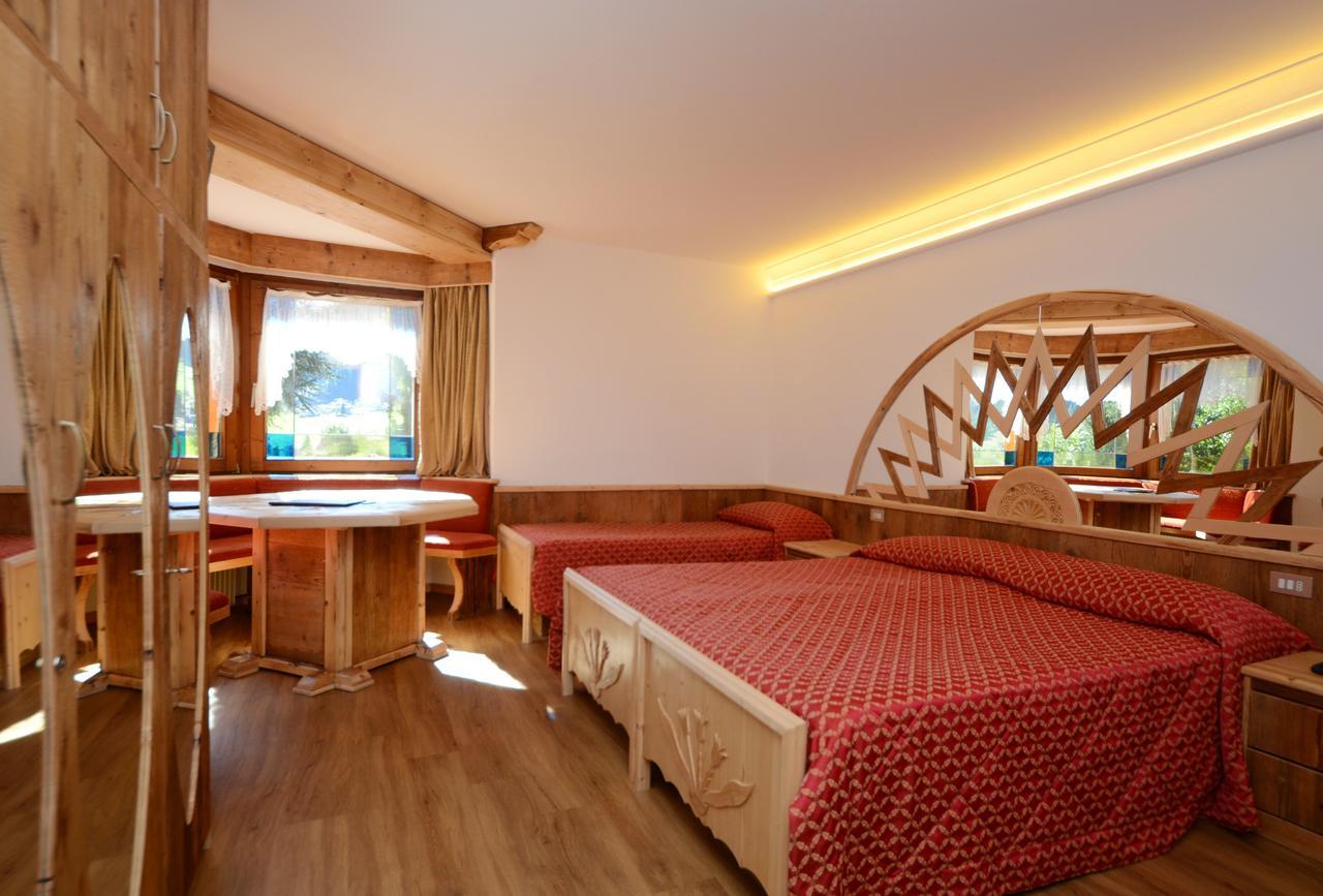 Hotel La Soldanella Moena Bagian luar foto