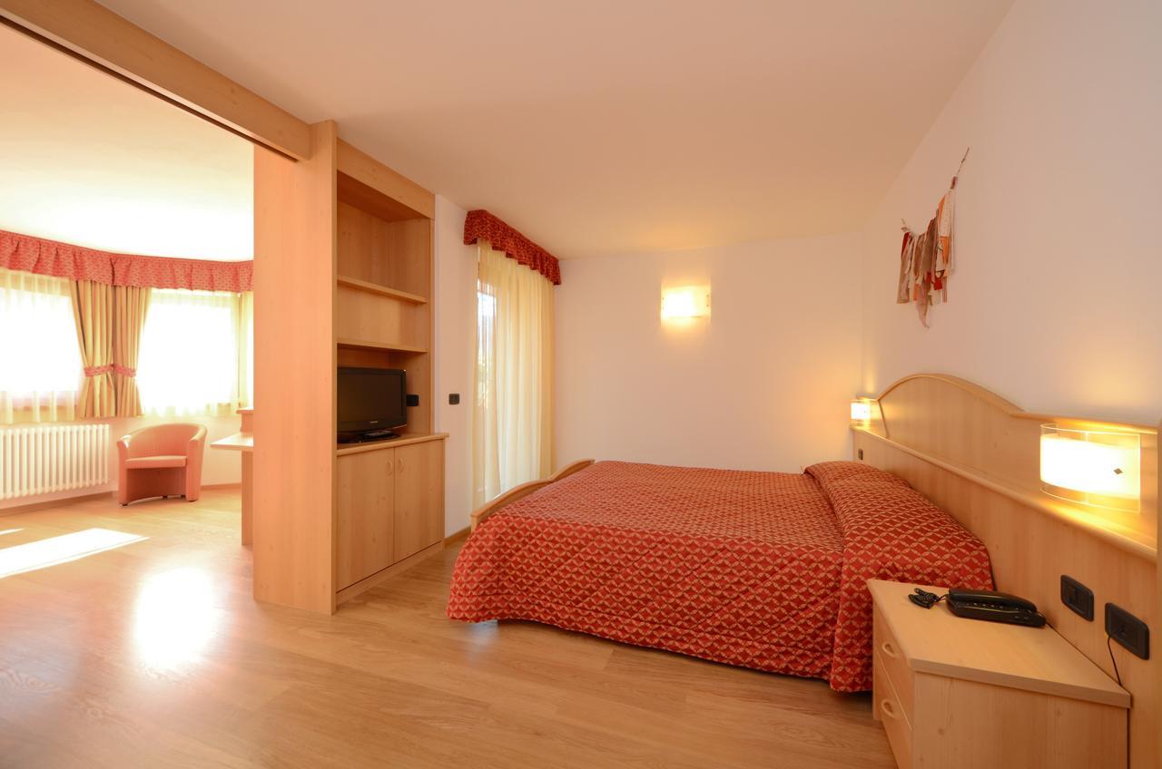 Hotel La Soldanella Moena Bagian luar foto