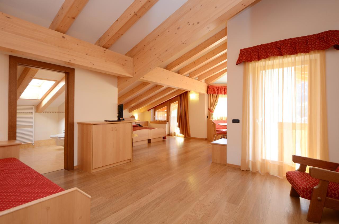 Hotel La Soldanella Moena Bagian luar foto