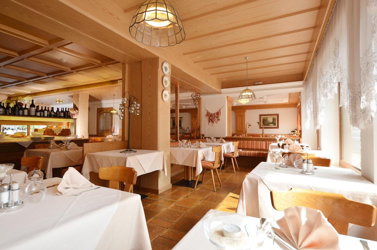 Hotel La Soldanella Moena Bagian luar foto